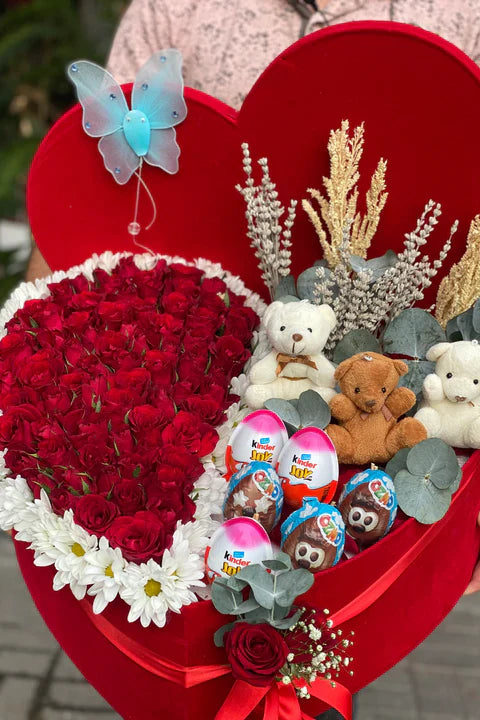 İstanbul'da Lüksün Zirvesi: Dev Aranjmanlar, Kişiye Özel Harf Şekilli Çiçekler, VIP Makyaj Kutuları ve Gurme Çikolata Deneyimi&nbsp;