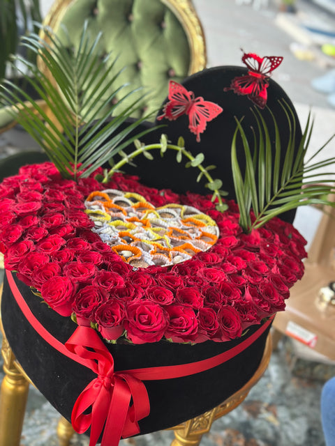 DELICIOUS HEART CHOCOLATE AND ROSE ❤️