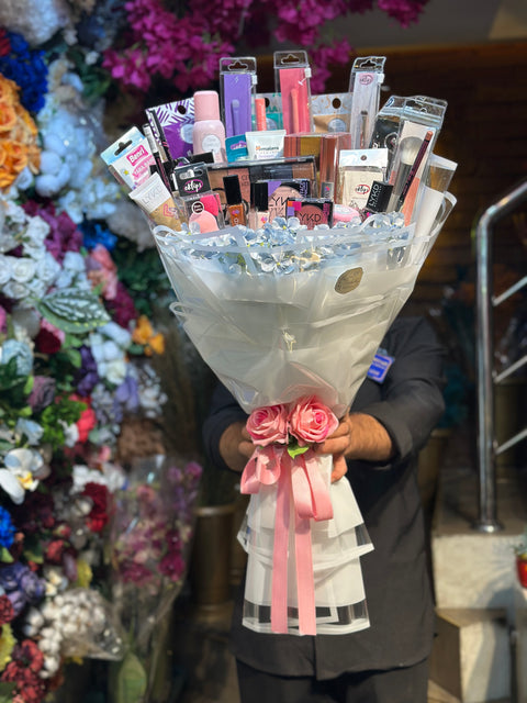 SPECIAL MAKEUP BOUQUETTE 💄