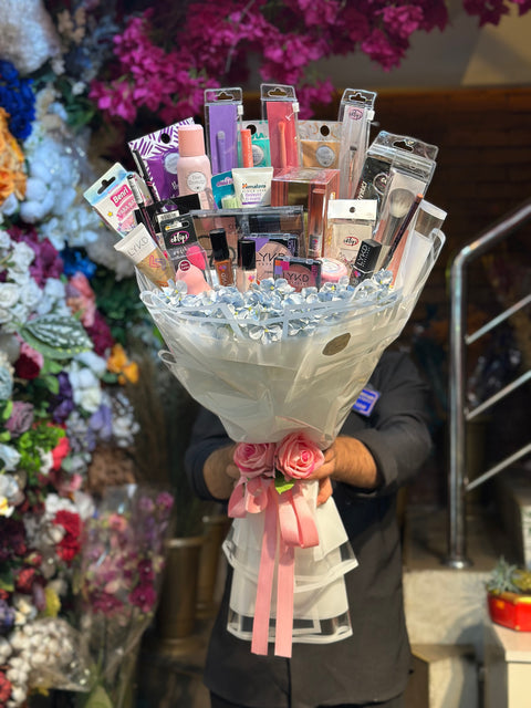 SPECIAL MAKEUP BOUQUETTE 💄