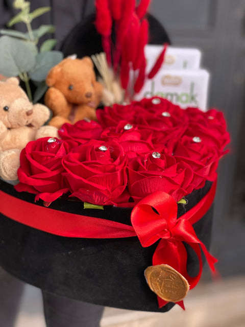 TINY GESTURE 🎗️