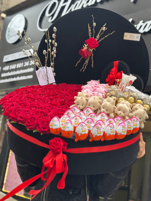 AWESOME GIANT LOVE BOX ❤️