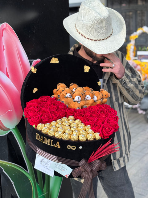 SPECIAL BOX AND DESIGN WONDER 🧣