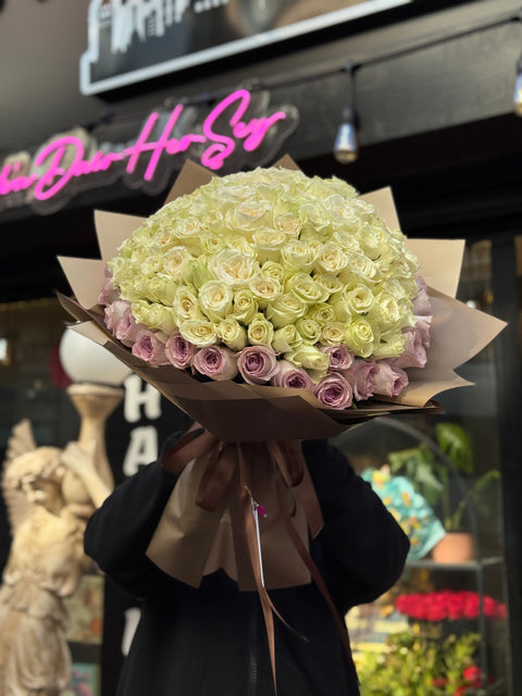 ART A BOUQUET OF ROSES