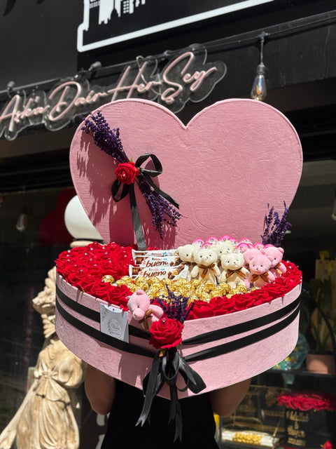 GET FULL OF DELICIOUS PINK LOVE💕