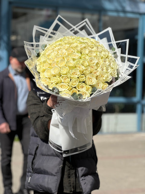101 WHITE ROSES WITH PURE LOVE 🤍
