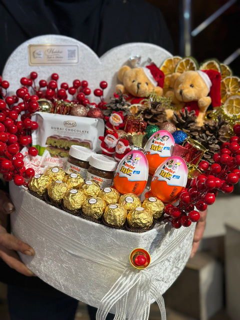 35 Cm Kutuda Kalp Kokina