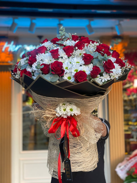 DEV PAPATYA & GÜL 🍸