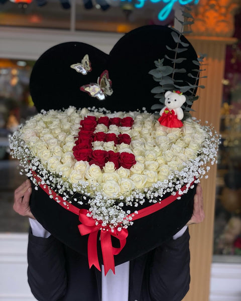 50 CM WHITE BOX LOVE 🤍