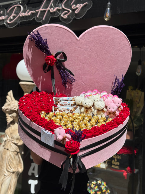 GET FULL OF DELICIOUS PINK LOVE💕