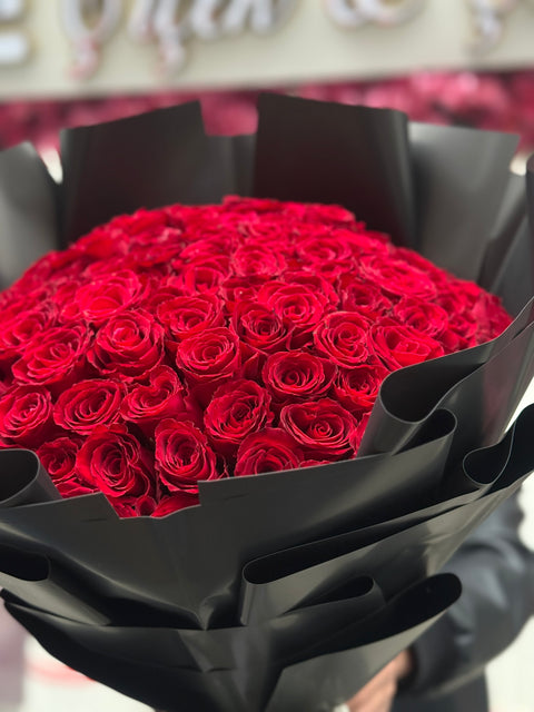 101 AŞK DOLU NEŞELENDİREN GÜL BUKETİ 🌹