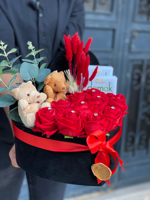 TINY GESTURE 🎗️