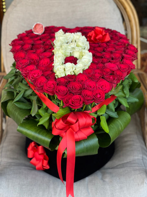 BİR ÇİÇEK İLE NEŞE KATIN ❣️