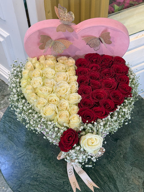 35 CM KADİFE KALP KUTU – CANLI GÜL TASARIMI