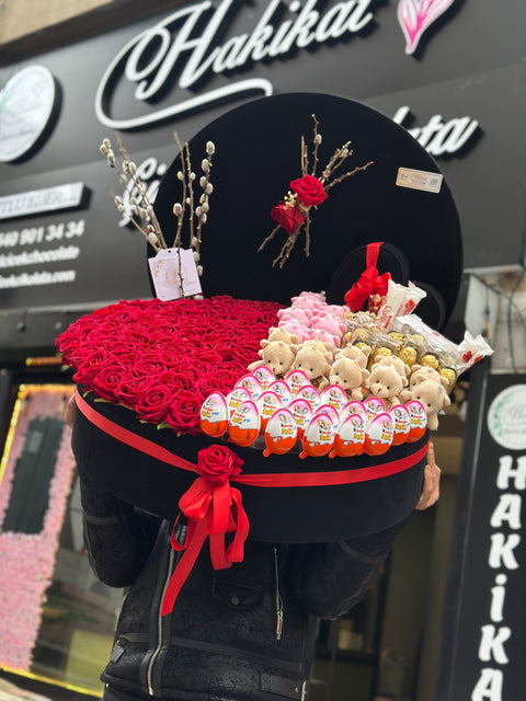 AWESOME GIANT LOVE BOX ❤️