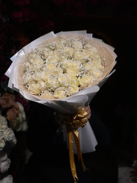 41 PIECES OF WHITE LOVE 🤍