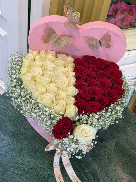 35 CM KADİFE KALP KUTU – CANLI GÜL TASARIMI