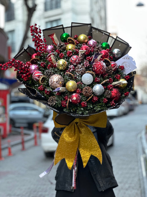 Yılbaşı Kokina Buket Aranjmanı.