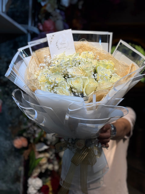 WHITE ELEGANCE GIFT 🤍