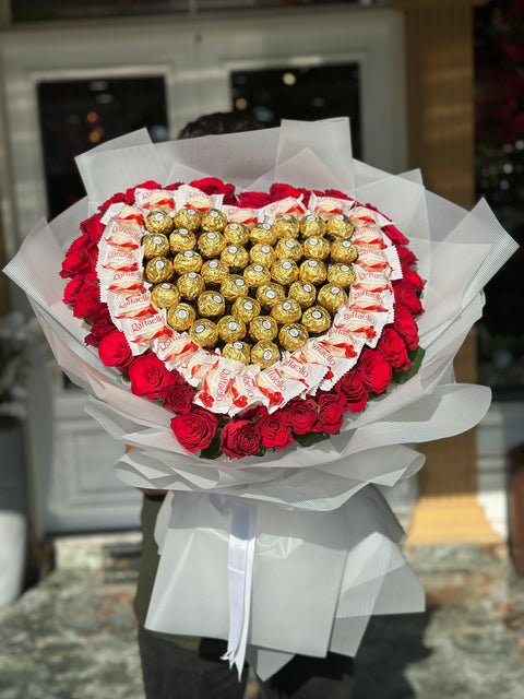 A DELICIOUS GIFT AND A ROSE ❤️