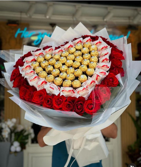 A DELICIOUS GIFT AND A ROSE ❤️