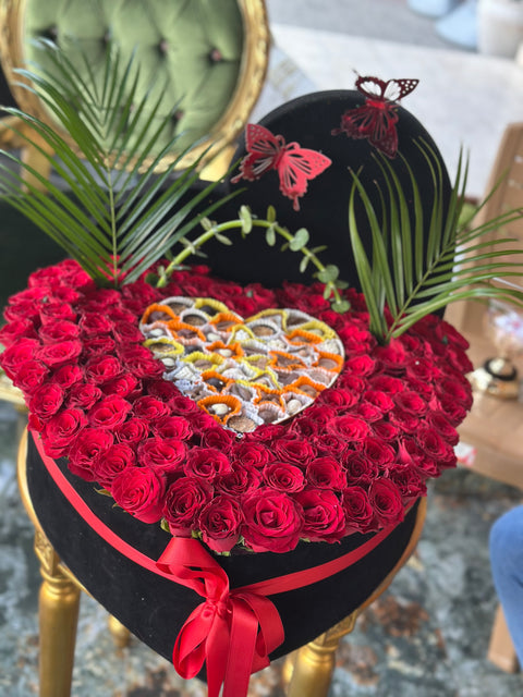 DELICIOUS HEART CHOCOLATE AND ROSE ❤️