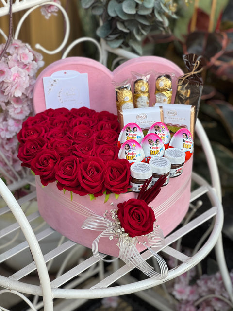 35 CM EXCELLENT BOX AND ROSE ❤️