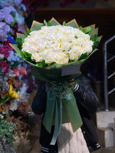 41 WHITE ROSES OF JOY 🤍