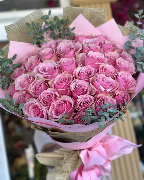 21 IMPORTED PINK ROSES 💝