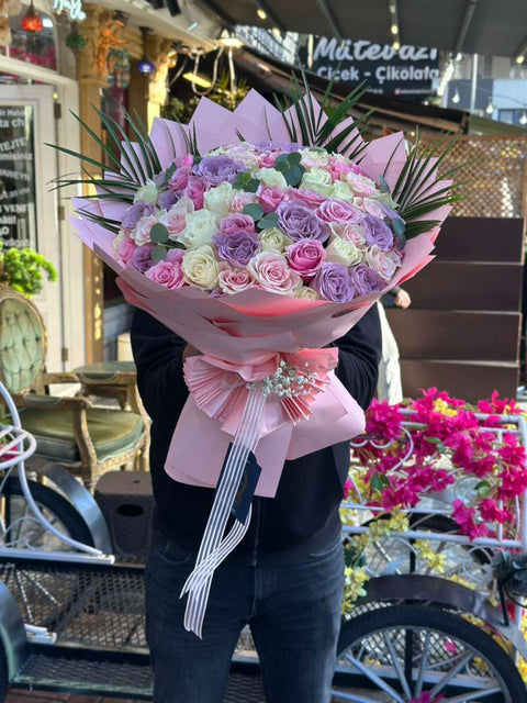 İthal Lila Beyaz Pembe Hollanda gül ile dev buket 61 adet