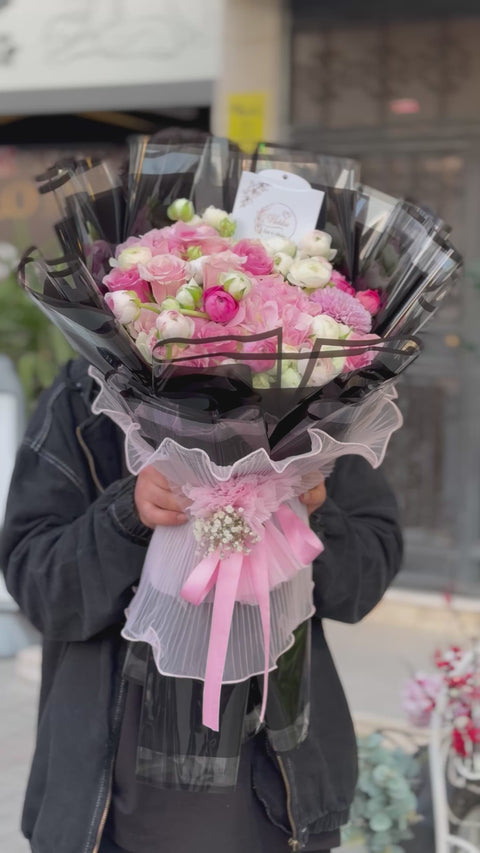 DOLU DOLU PEMBE ÇİÇEKLER 🌷