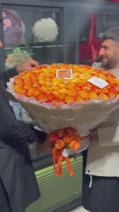 201 GIANT ORANGE ROSES 🧡