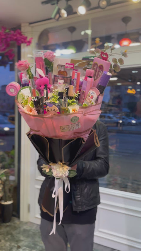 SPECIAL MAKEUP BOUQUETTE 💄